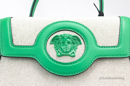 Bolso de mano pequeño de lona con cuerda verde brillante de Versace