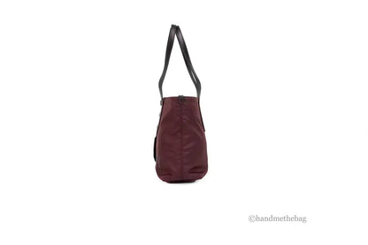 Borsa tote piccola in nylon Econyl con logo Burberry Burgundy