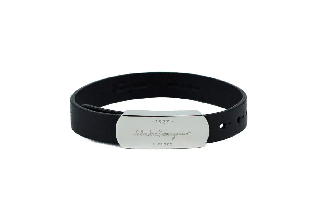 Bracciale Salvatore Ferragamo in pelle nera color argento con logo 1927