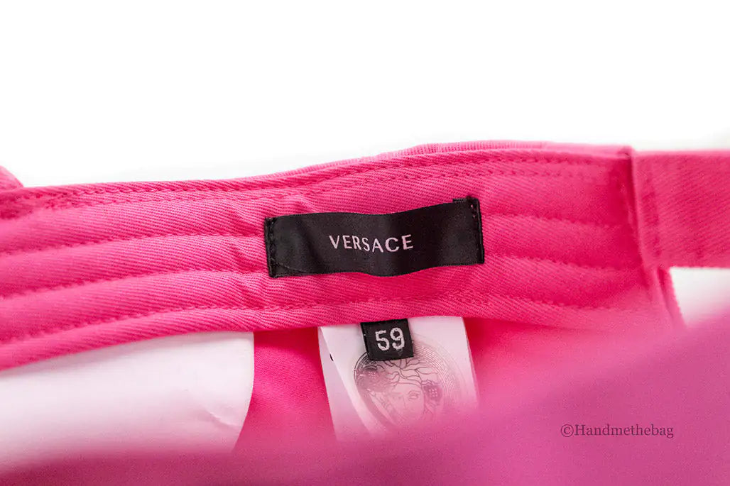 Cappello da baseball regolabile autentico Versace in cotone rosa acceso con logo ricamato