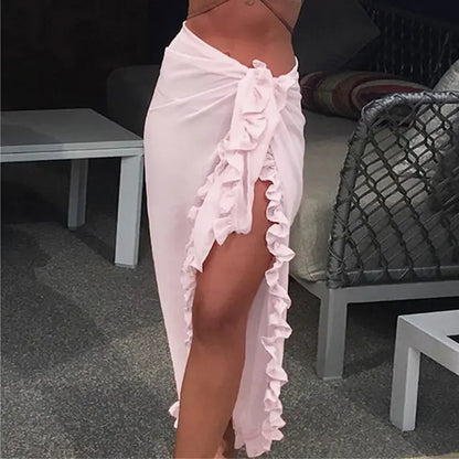 Elegante abito da spiaggia in chiffon con sarong