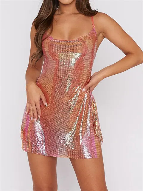 Minivestido sexy brillante sin espalda: atuendo para fiesta de noche